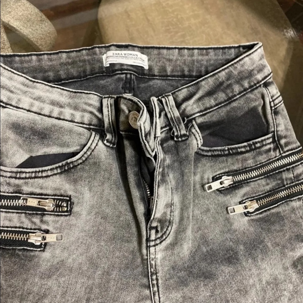 Zara jeans